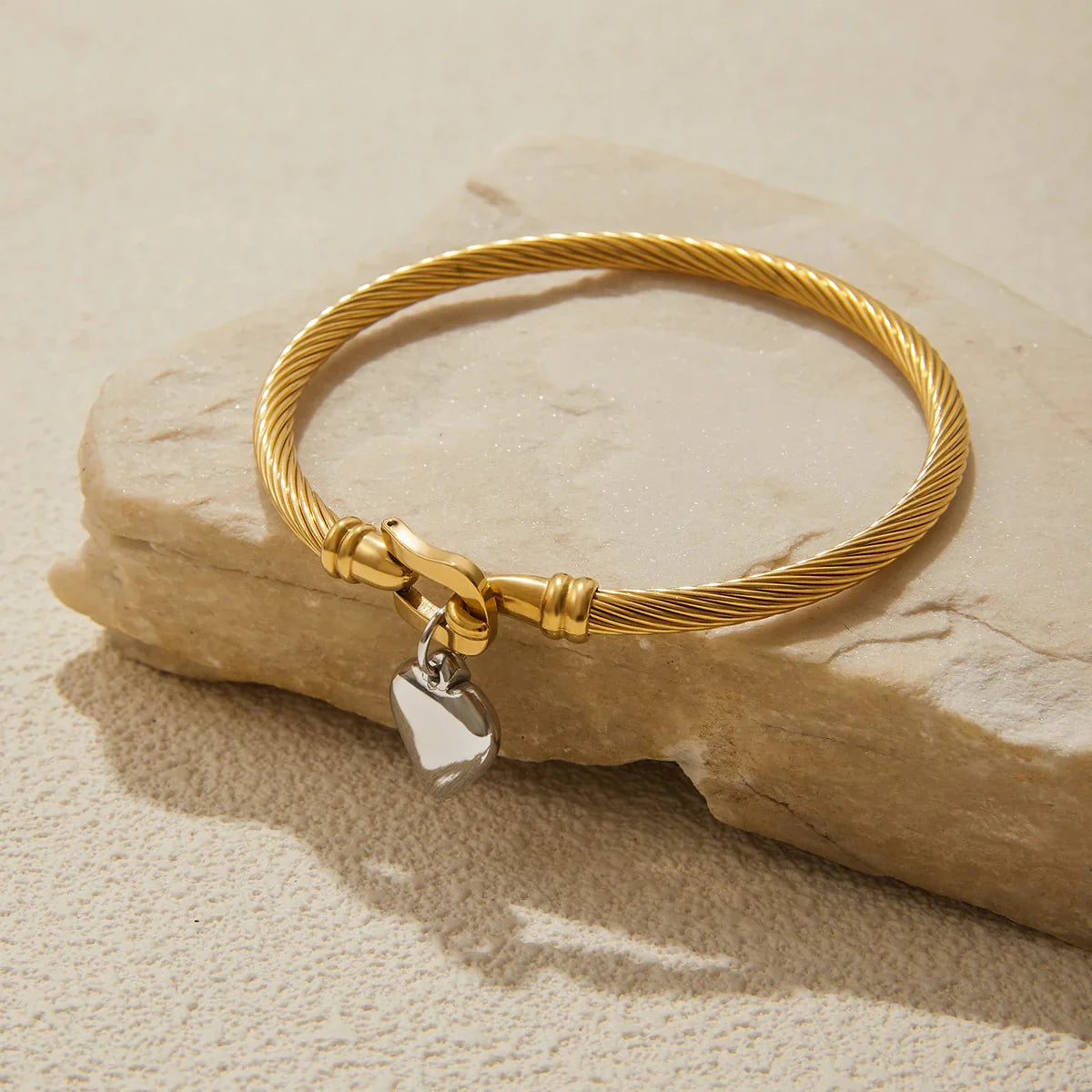 [Topon]Solenne Twisted Band Gold Bracelet