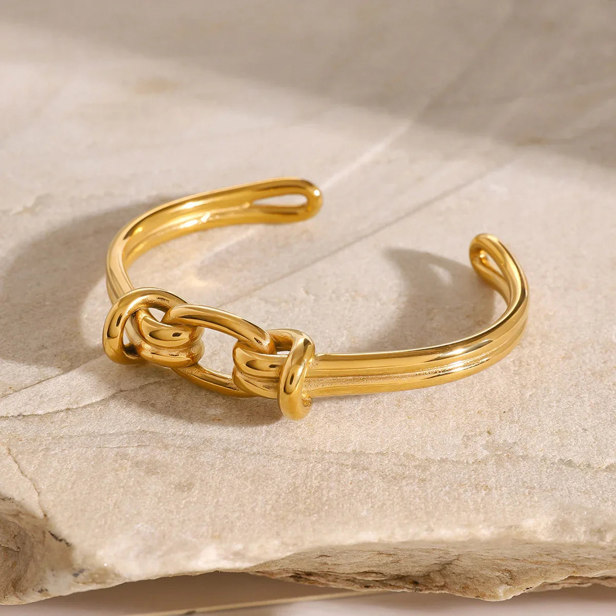 [Topon]Luce Gold Knot Bangle