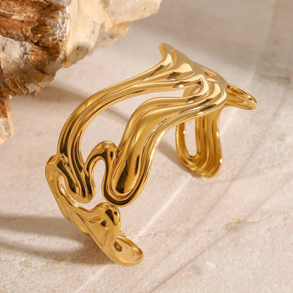 [Topon]Anissa Wavy Gold Bracelet