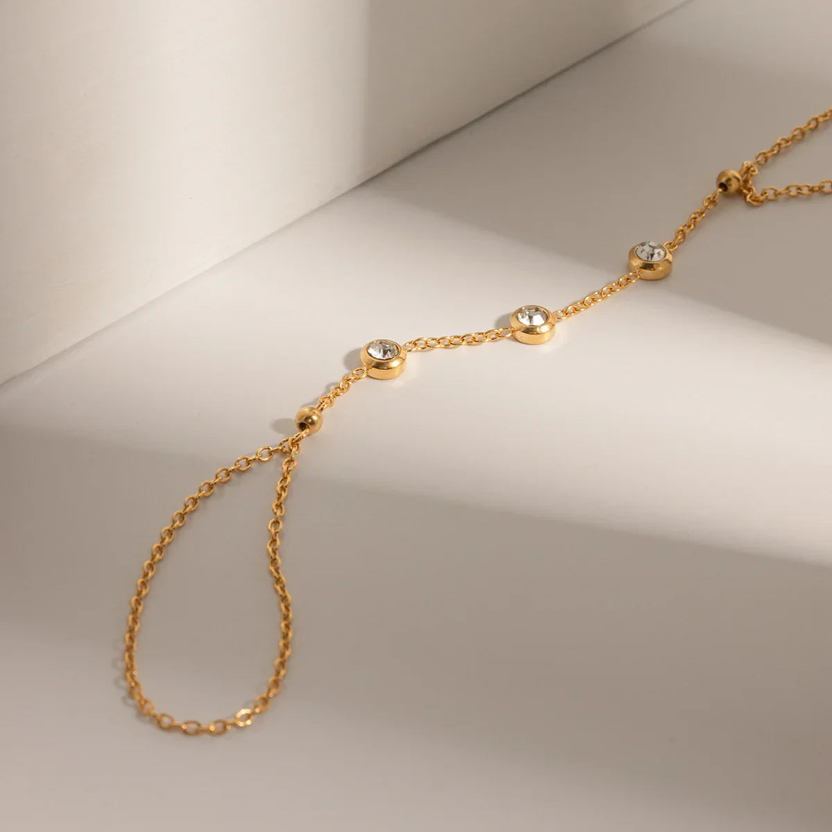 [Topon]Leona Diamond Hand Chain