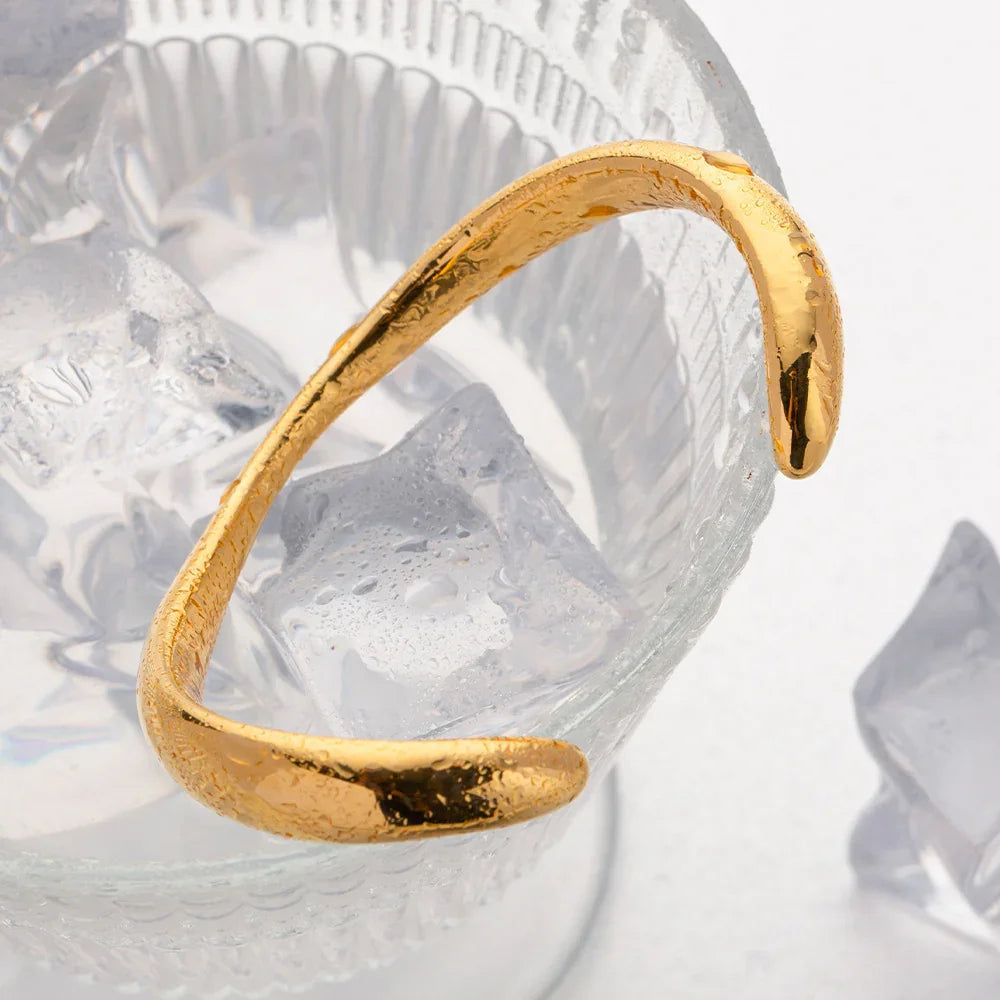[Topon]Audrina Contemporary Gold Bangle