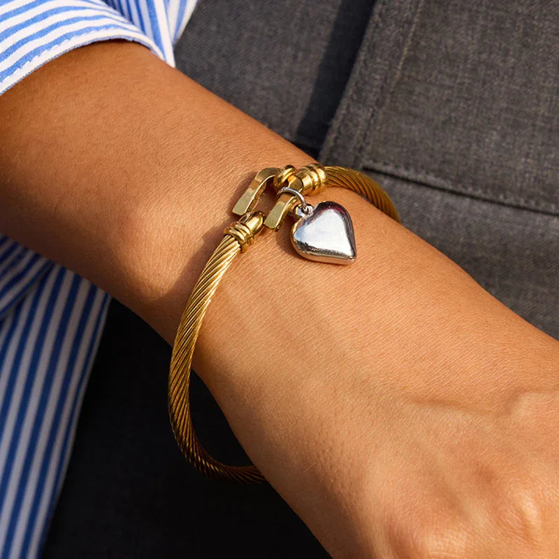 [Topon]Solenne Twisted Band Gold Bracelet