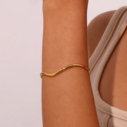 [Topon]Lucinda Gold Bangle