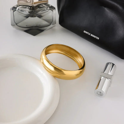 [Topon]Maelis Smooth Gold Bangle