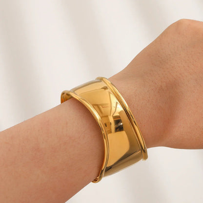 [Topon]Nellie Smooth Gold Cuff