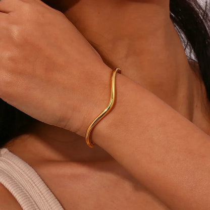 [Topon]Lucinda Gold Bangle