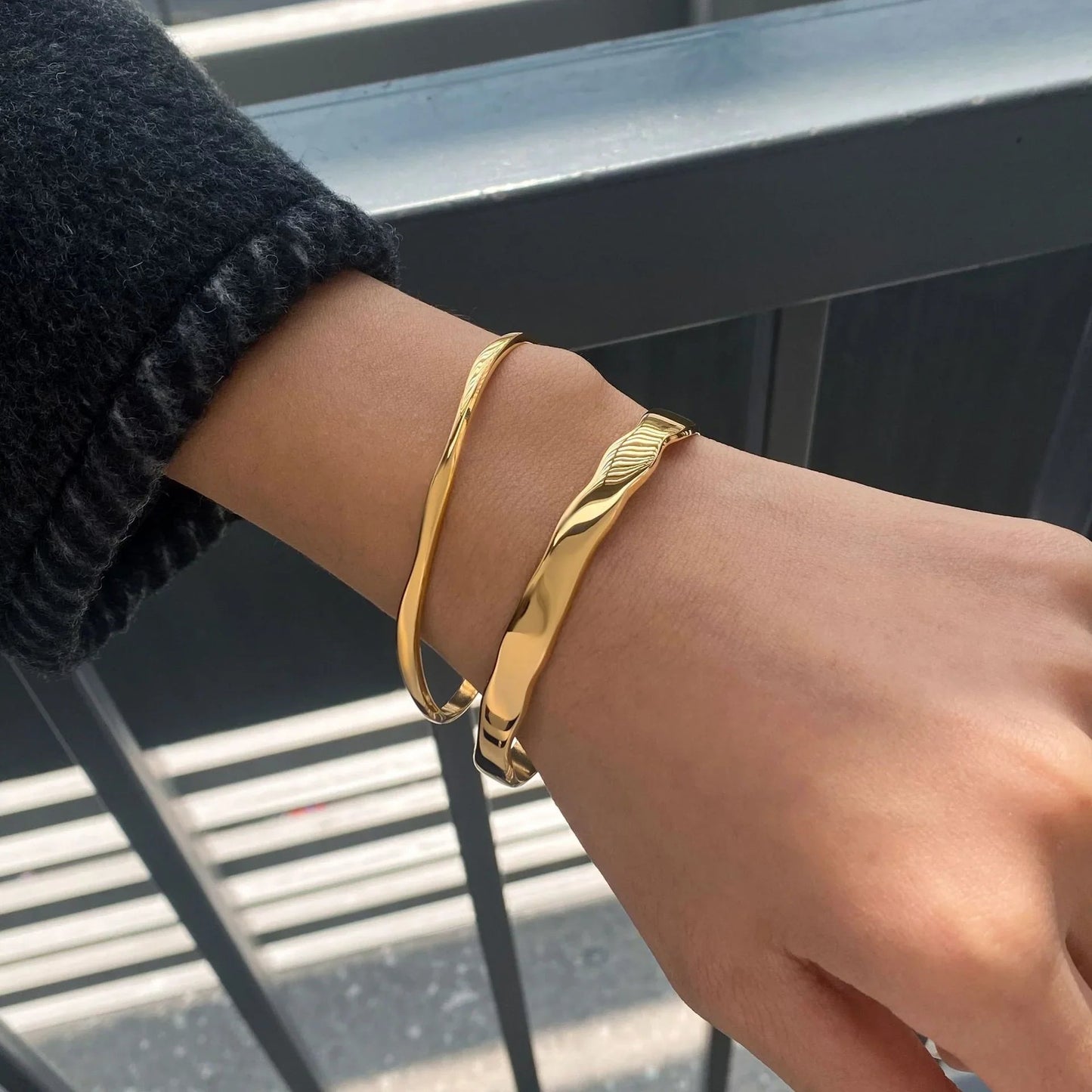 [Topon]Haisley Gold Bangle