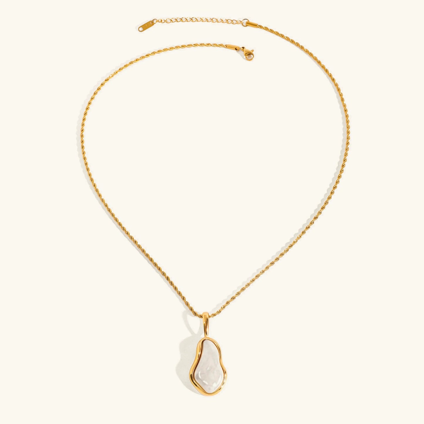 [Topon]Marjorie Freshwater Pearl Necklace