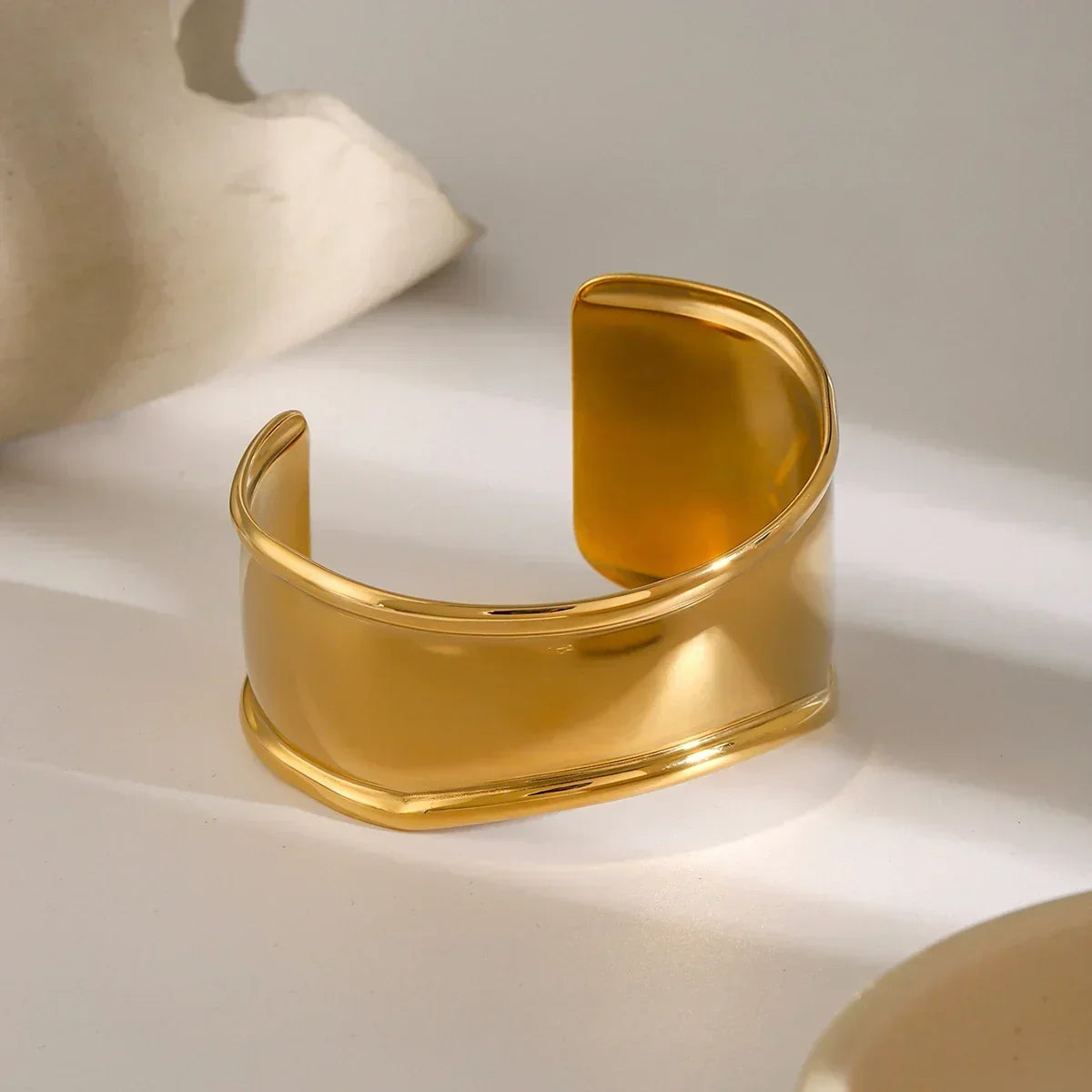 [Topon]Nellie Smooth Gold Cuff