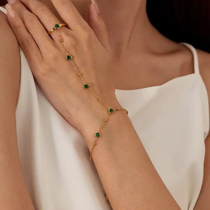 [Topon]Gladys Emerald Heart Hand Chain
