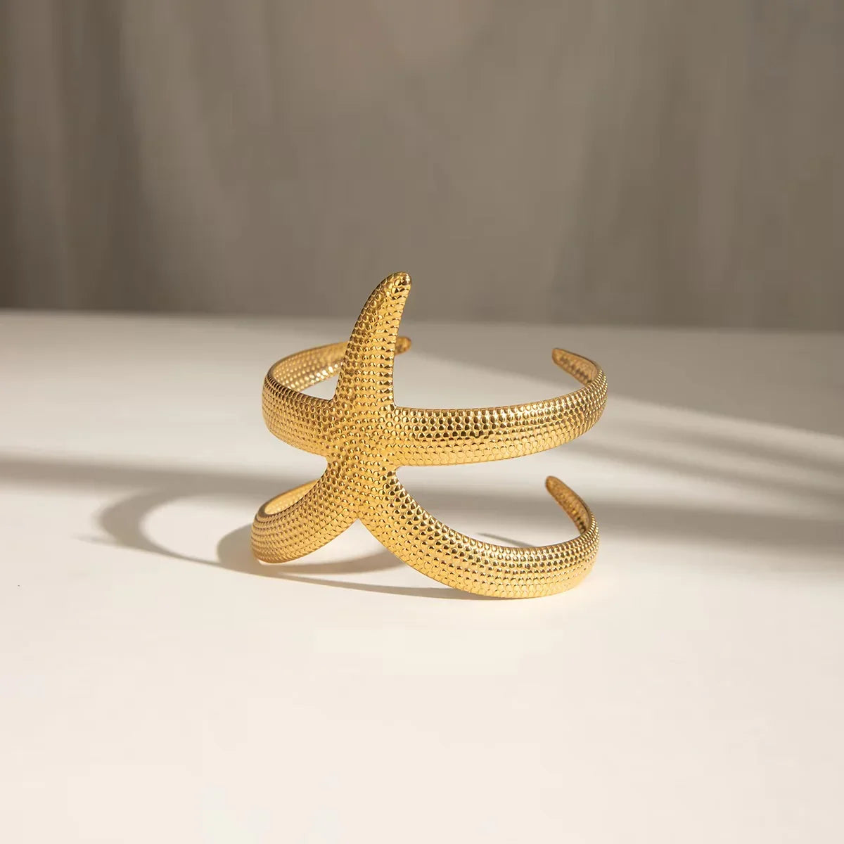 [Topon]Annika Gold Starfish Cuff