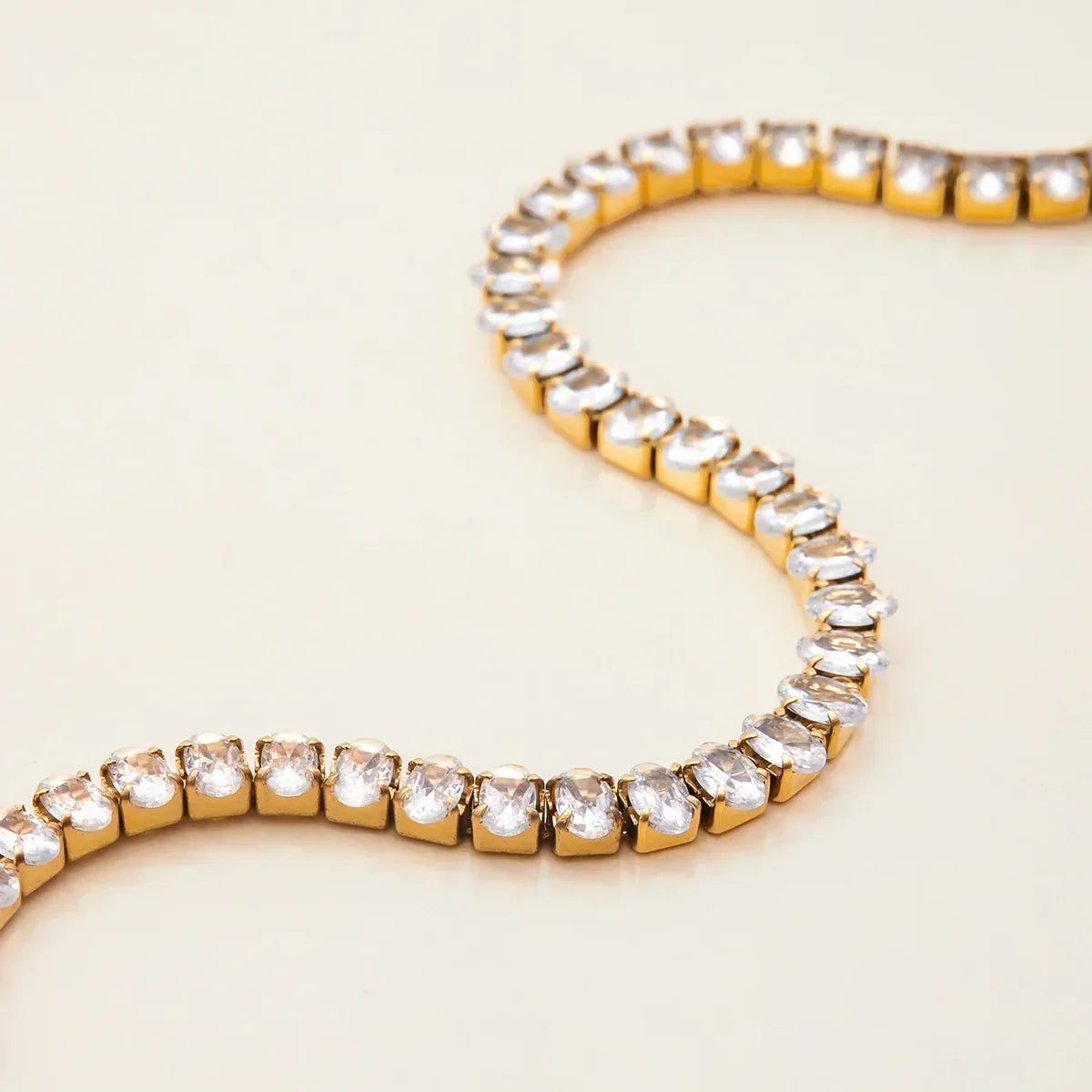 [Topon]Avaria Oval Cut Tennis Bracelet