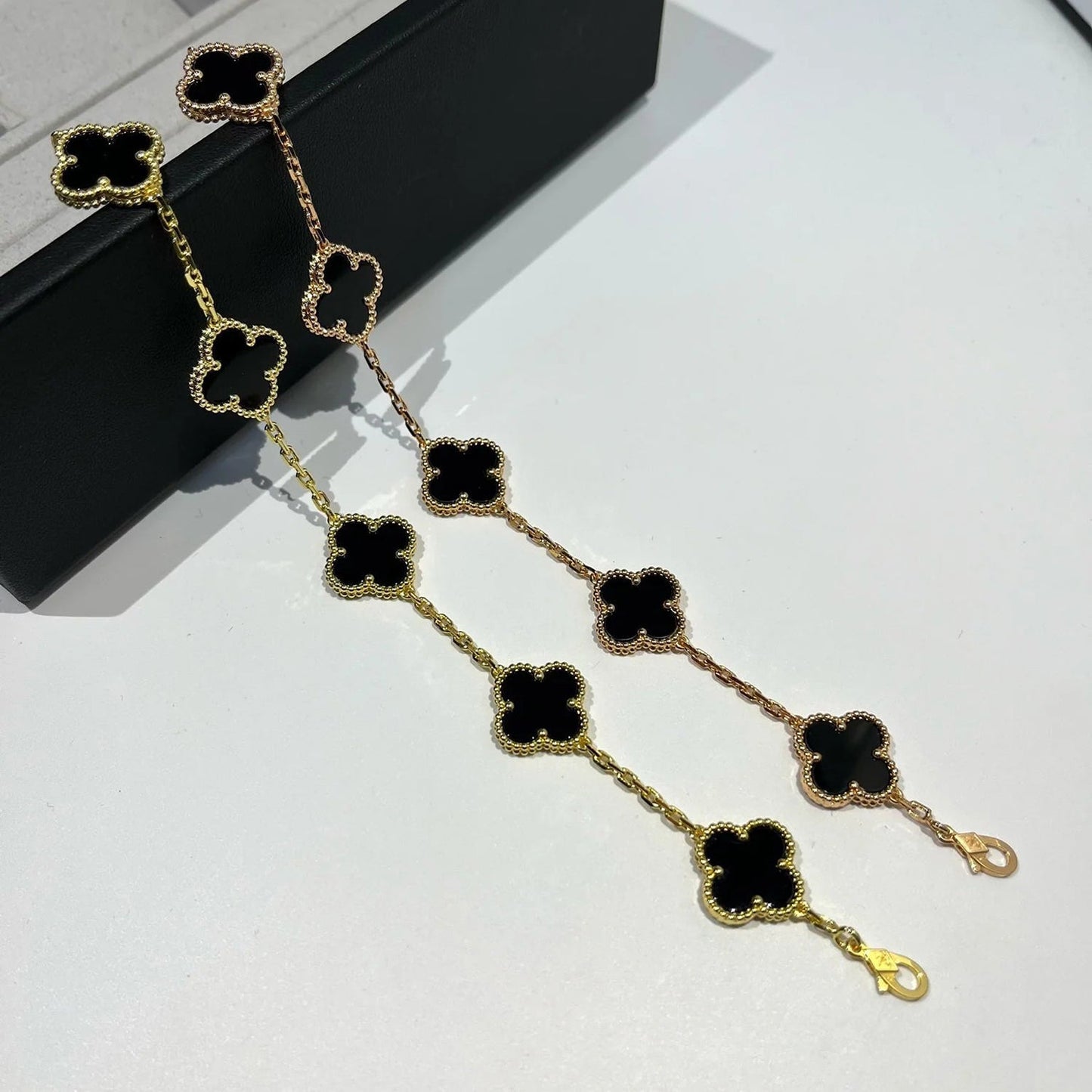 [Topon Jewelry]CLOVER  5 MOTIFS BLACK ONYX BRACELET