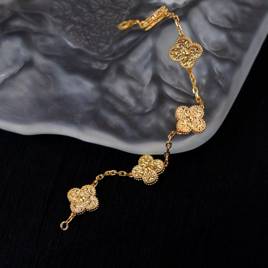 [Topon Jewelry]CLOVER 5 MOTIFS BRONZING BRACELET