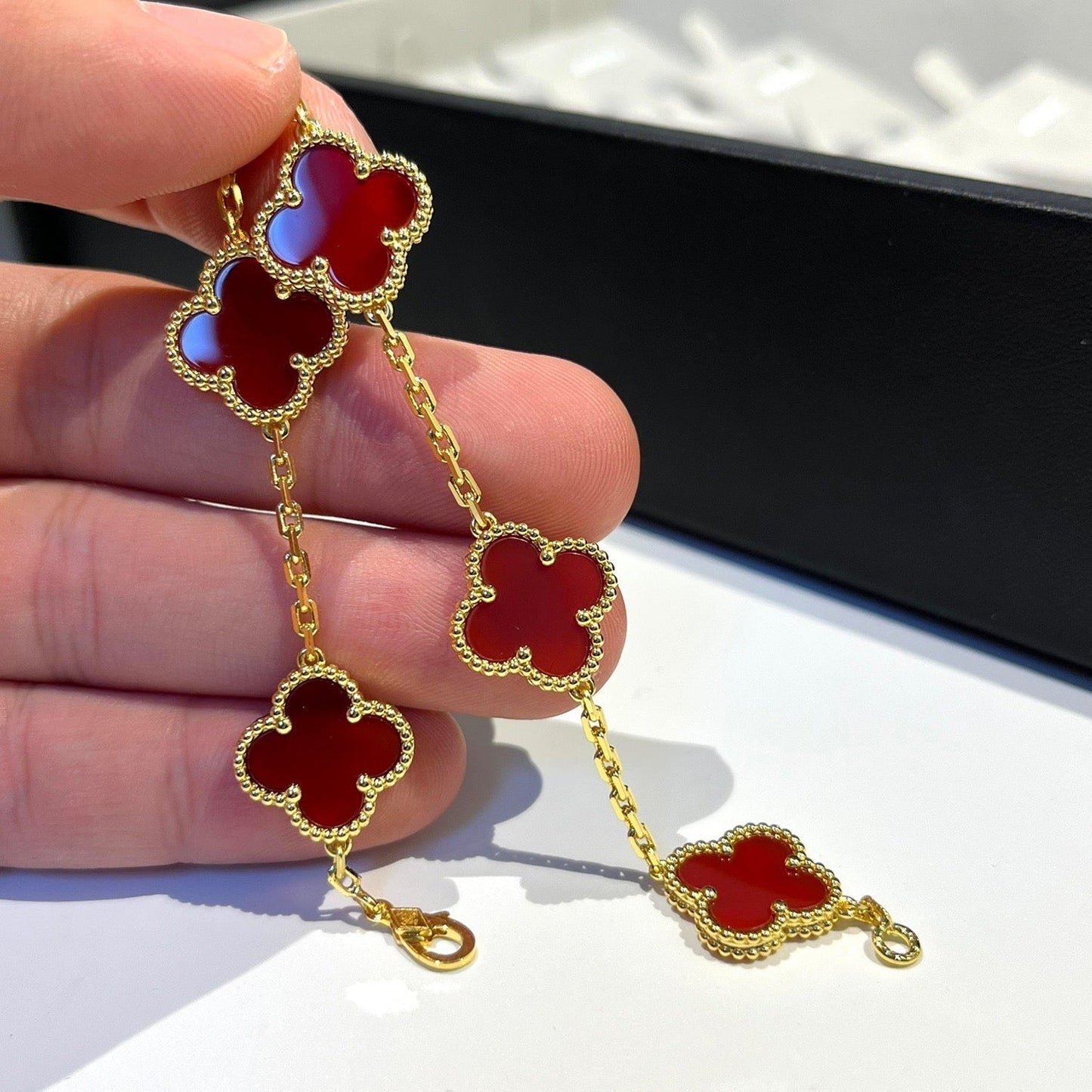 [Topon Jewelry]CLOVER 5 MOTIFS RED AGATE  BRACELET