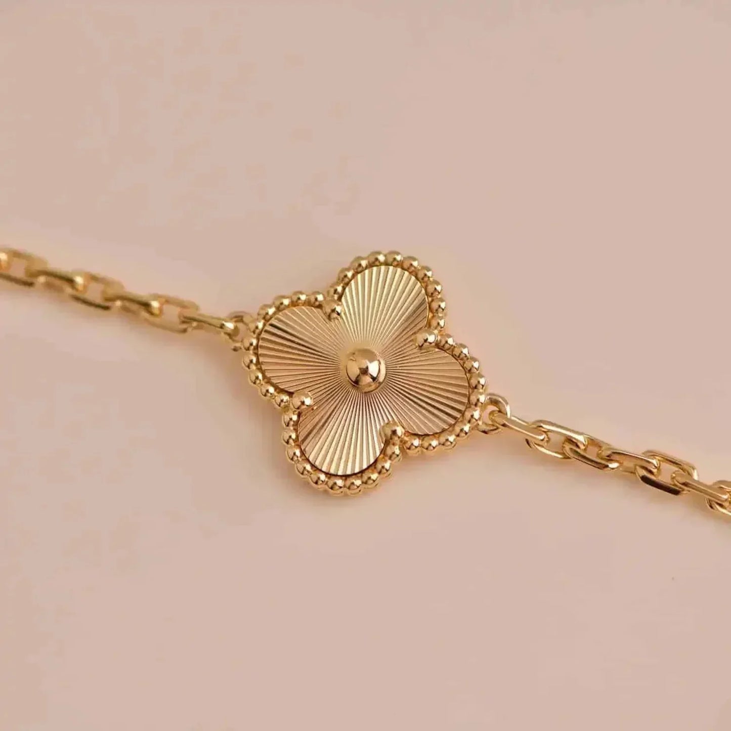 [Topon Jewelry]CLOVER 5 FLOWERS LASER BRACELET