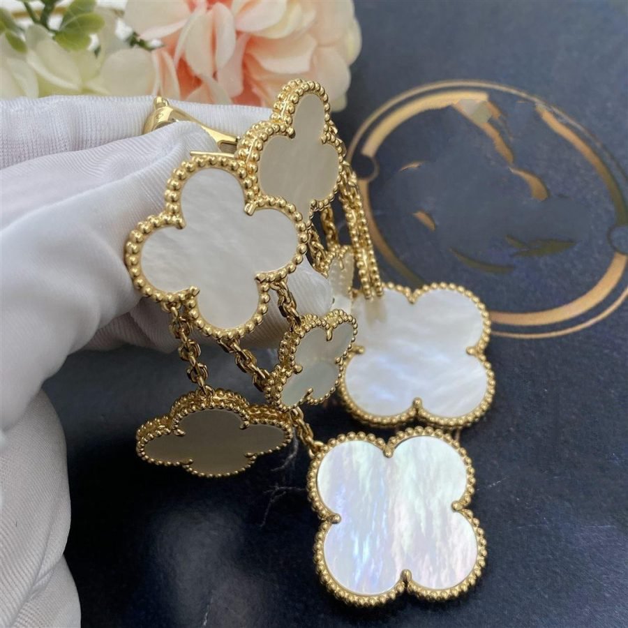 [Topon Jewelry]CLOVER EARRINGS WHITE MOP 4 MOTIFS GOLD