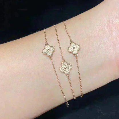 [Topon Jewelry]CLOVER SINGLE FLOWER BRACELET