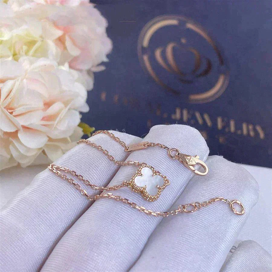 [Topon Jewelry]CLOVER WHITE MOP SINGLE FLOWER BRACELET