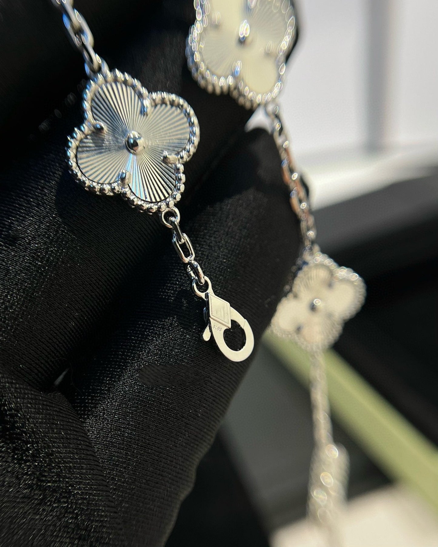 [Topon Jewelry]CLOVER SILVER 5 MOTIFS BRACELET